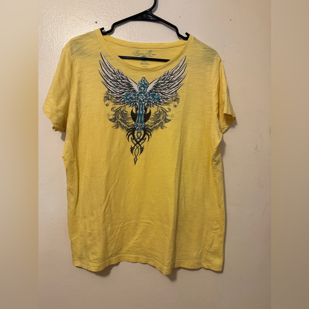 Yellow Graphic T-Shirt with Winged Design Size 2x